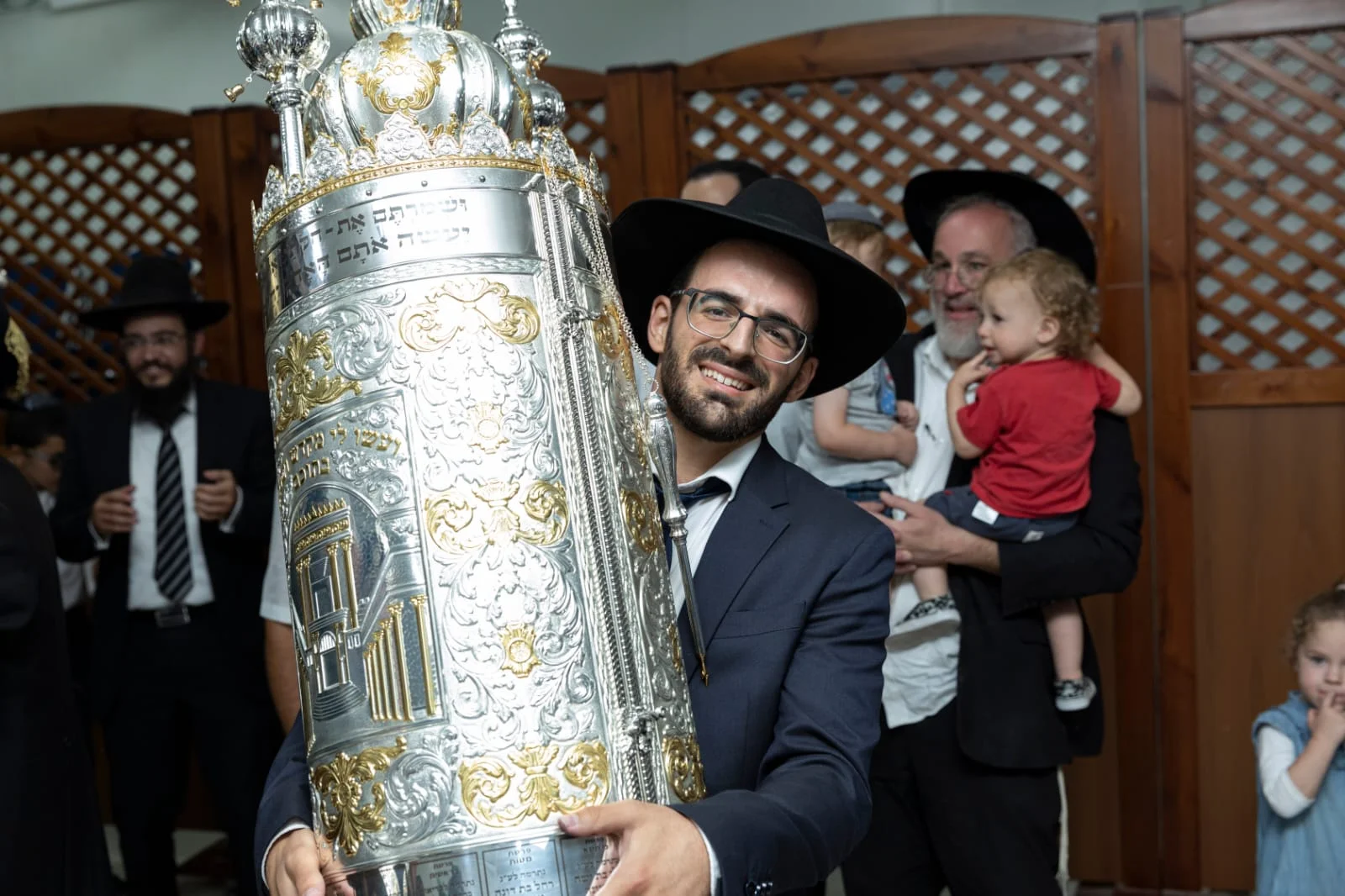 Hakhnassat Sefer Torah 19