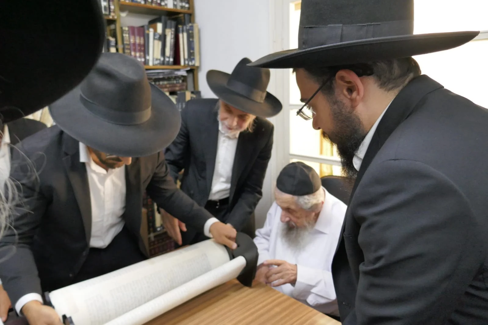 Hakhnassat Sefer Torah 5
